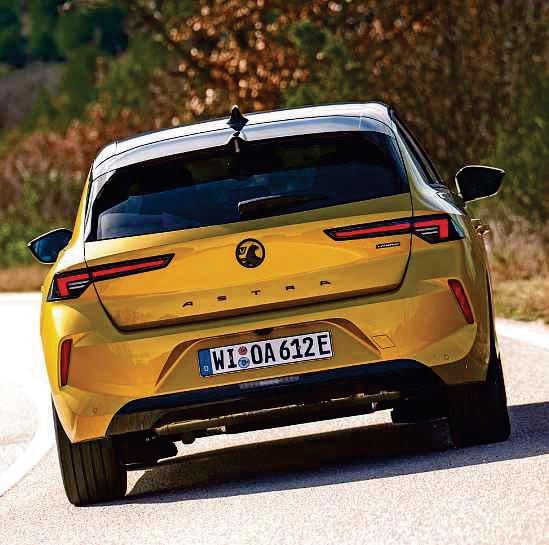 DRIVEN FACELIFTED ASTRA